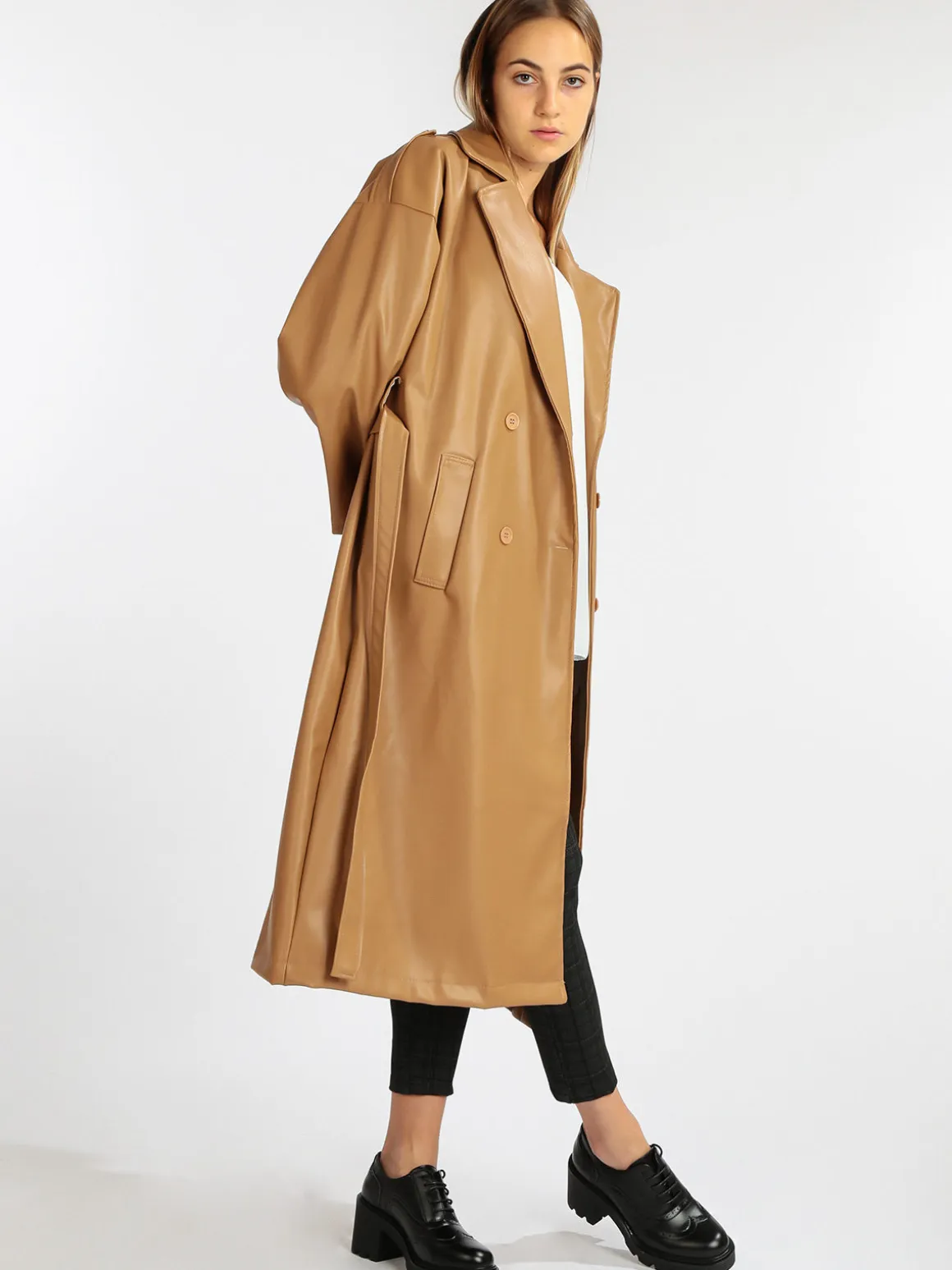 Vanita Trench lungo in ecopelle