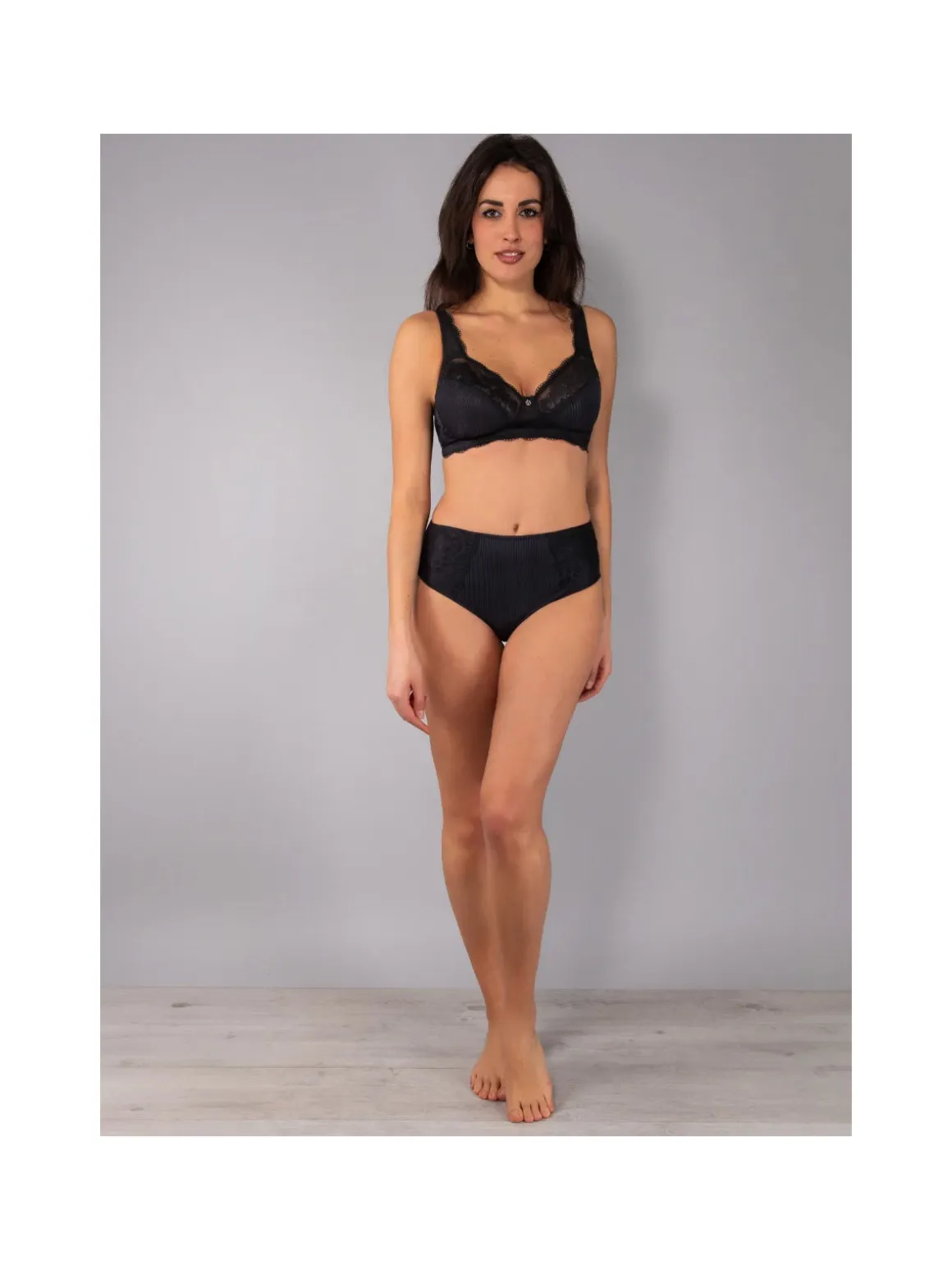 Verde Veronica AR10 Reggiseno preformato con pizzo senza ferretto coppa C - nero
