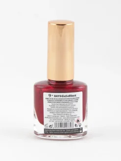 Yes Love Cosmetics Smalto 9 days effetto gel ad asciugatura rapida