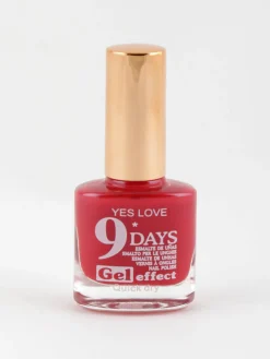 Yes Love Cosmetics Smalto 9 days effetto gel ad asciugatura rapida