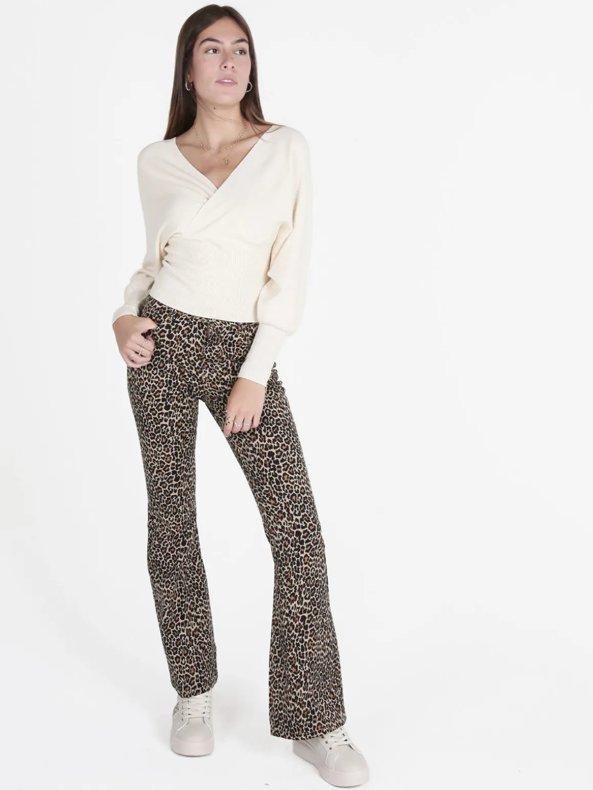Z Studio Maglia donna con scollo a V e maniche a pipistrello